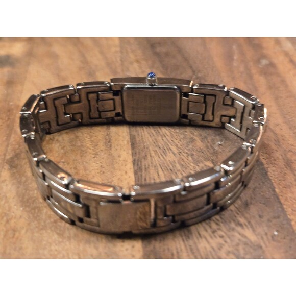 Vintage Citizen Elegance 13mm Ladies' Watch. New Battery. 6.5" Band. - Picture 4 of 11